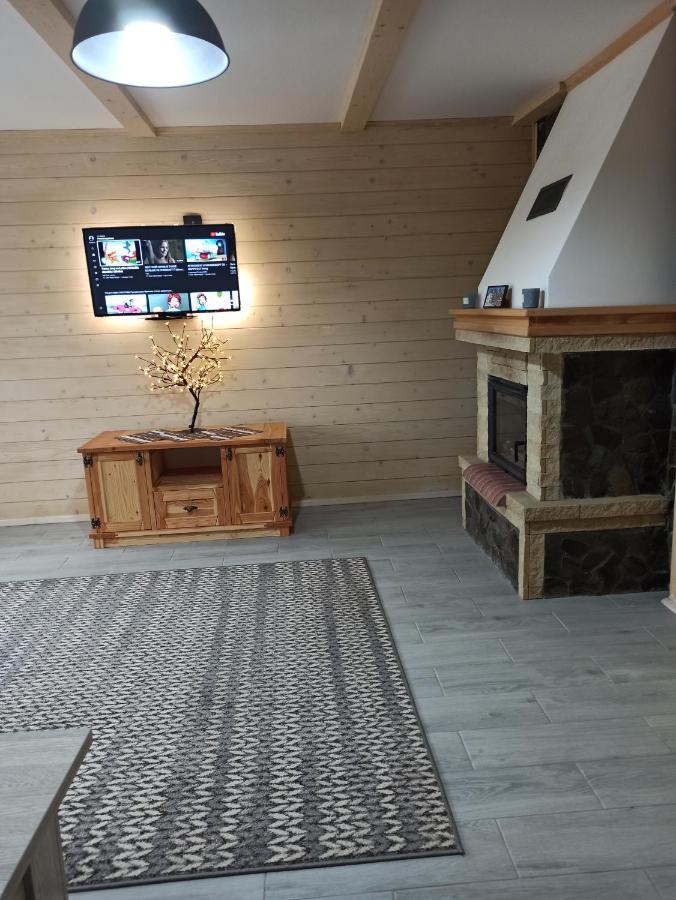 Brand New 2020 Specious Apartment Druzi 2 Palyanytsya Eksteriør billede